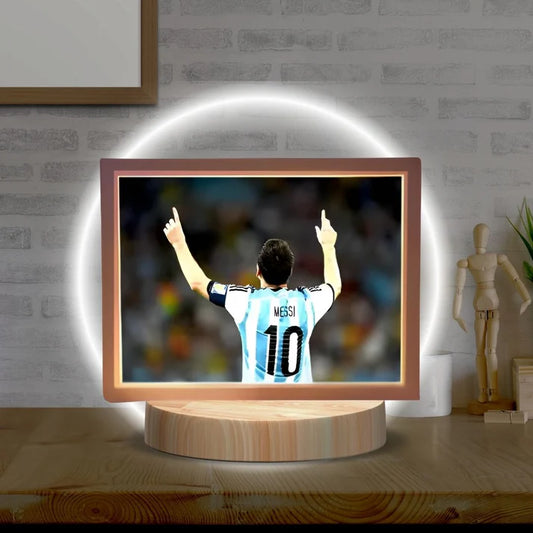 "Genio del 10 – Luz Decorativa para Verdaderos Hinchas"